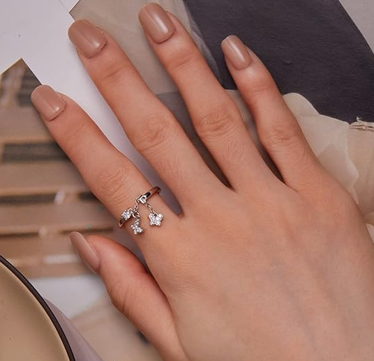 ✨ Dangling Star Crystal Ring